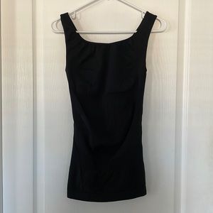 Blanqi Everyday Maternity Belly Support tank. Black. VERY light use.
